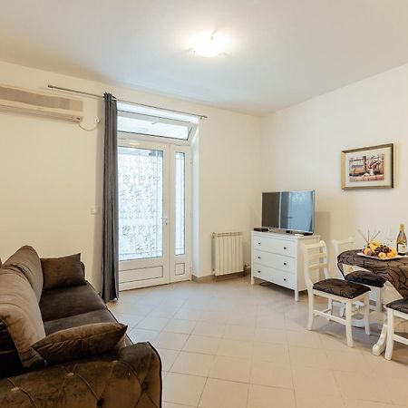 Palma Apartments Херцег Нови Екстериор снимка