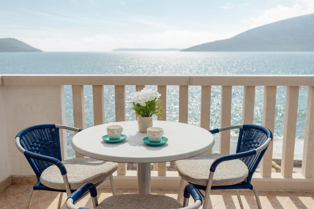 Palma Apartments Херцег Нови Екстериор снимка