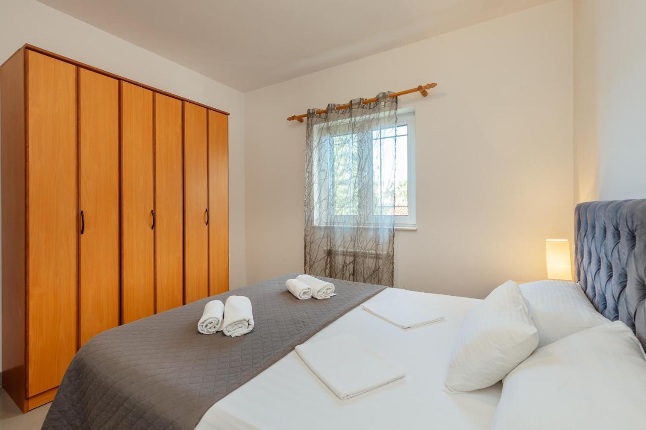 Palma Apartments Херцег Нови Екстериор снимка
