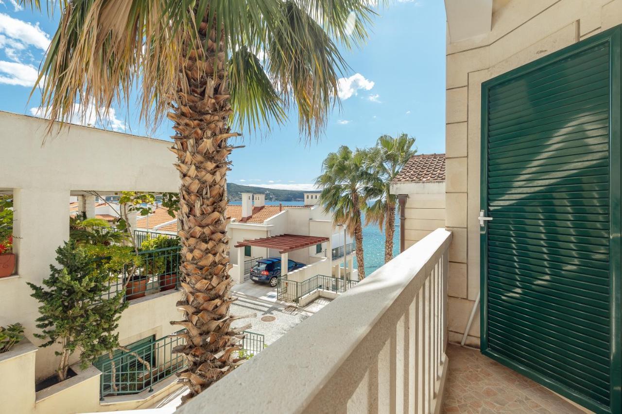 Palma Apartments Херцег Нови Екстериор снимка