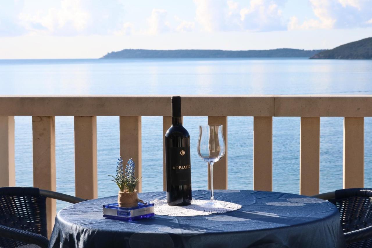 Palma Apartments Херцег Нови Екстериор снимка